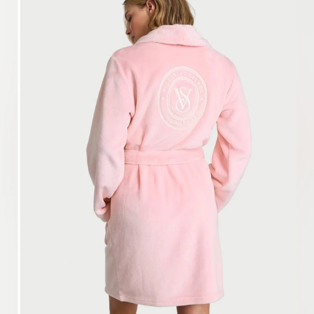 Victoria's Secret Robe - Picture 2 of 2